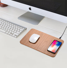 Cargar imagen en el visor de la galería, Mouse pad con cargador inalámbrico
