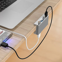 Cargar imagen en el visor de la galería, USB 3.0 HUB de aluminio
